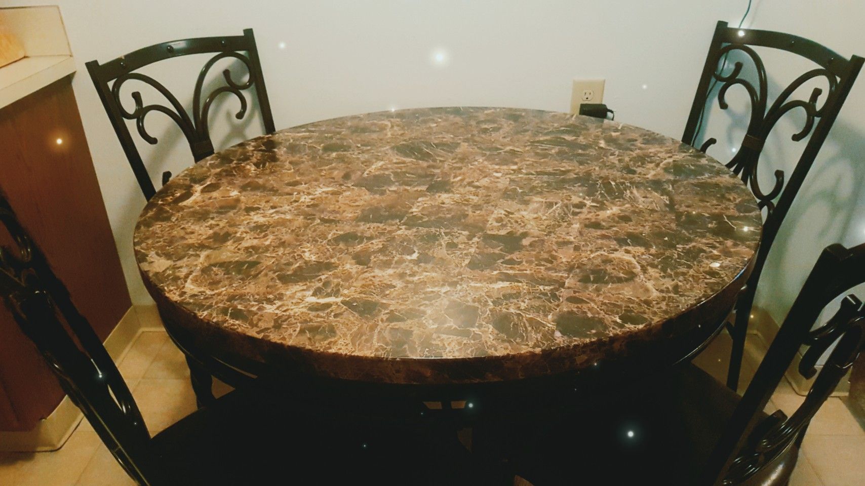 Marble Faux table and 4 chairs set