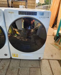 Whirlpool Washer & Dryer