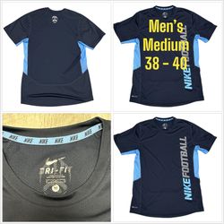 Men’s Nike Football Medium 38 - 40 Short Sleeve T-Shirt Top Tee Navy Light Blue