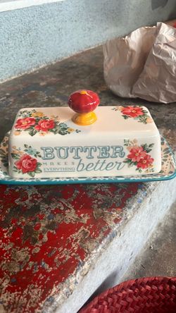 Butter dish as is