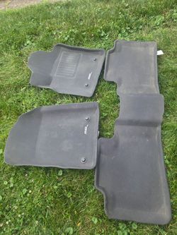 Car floor mats