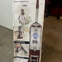 Shark Swivel Navigator Pro