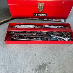 Husky hand toolbox￼