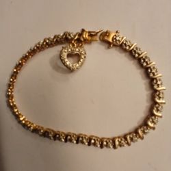 Gold Tone Cz Clasp  Heart Bracelet 