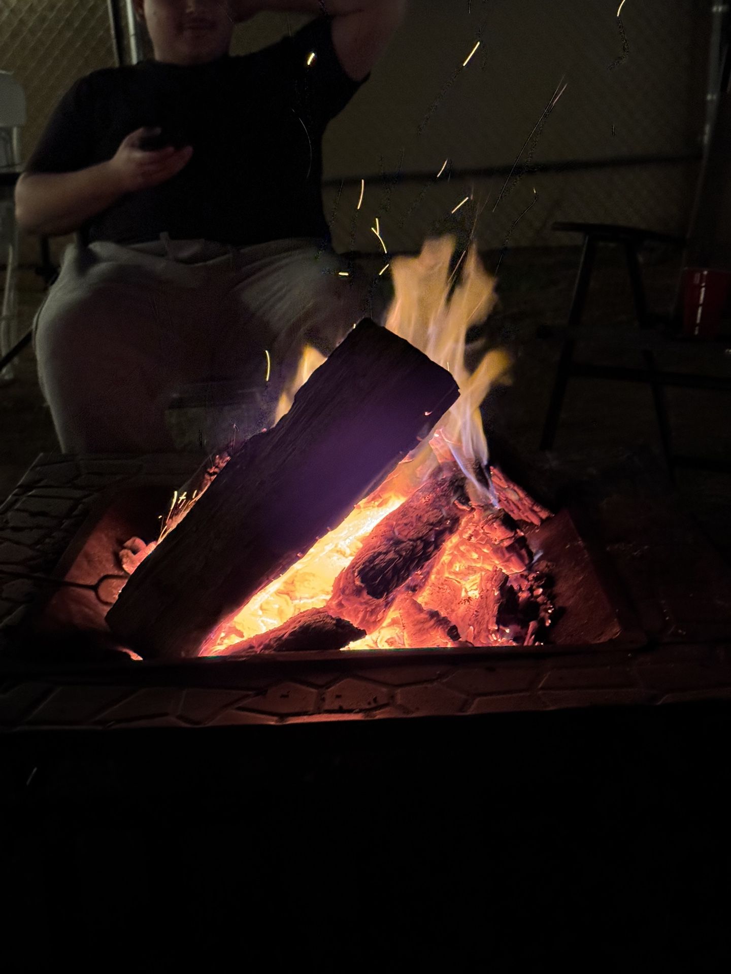 π₯ Split Firewood β Ready to Burn! π₯