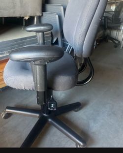 Steelcase Big and Tall office chair