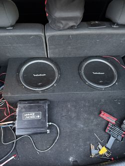 Rockford Fosgate 2 12s