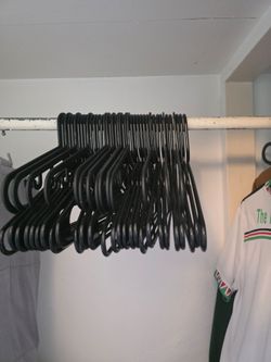 50 Hangers Set