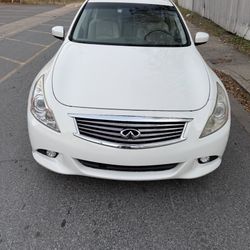 2011 INFINITI G37 JOURNEY SUPER FAST 55K LOW MILES