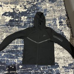 Nike Black Tech Fleece