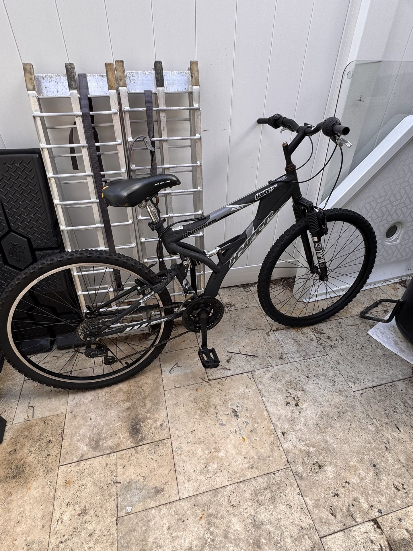 Hyper 26” Havoc FS 21 Speed Mountain Bike