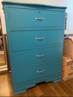Solid Wood Dresser- Refinished In A Coastal Blue/Teal Color! 4 Large Drawers That Are Lined With A Marble Look Paper! Super Clean!