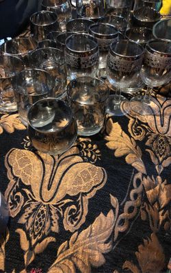 Wine glass set