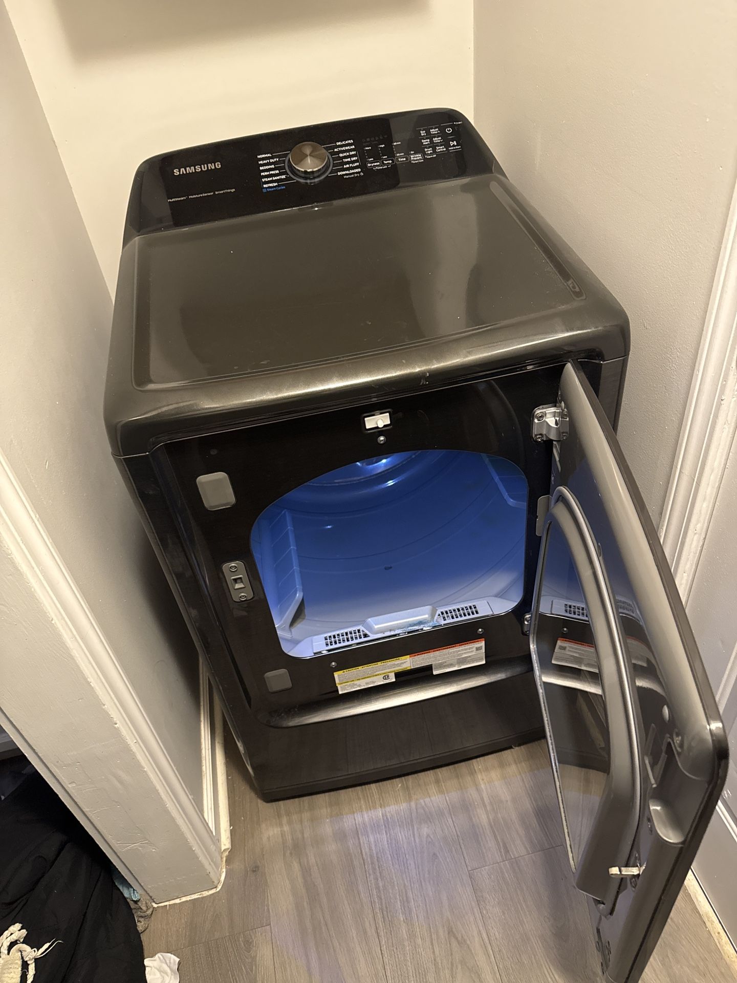 Lightly Use Washer And Dryer