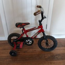 Boys Bike With Training Wheels