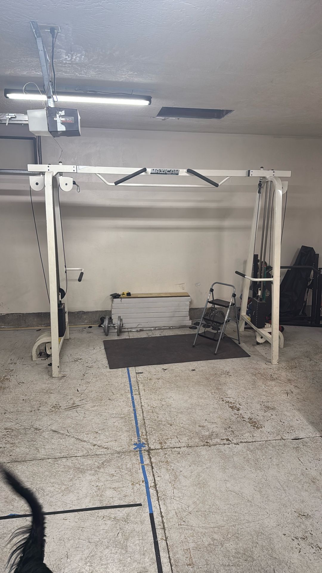 Cable Weight Machine