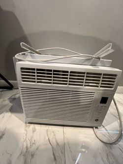 AC UNIT AIR CONDITIONER