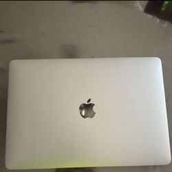 Apple MacBook Air (13 Inch)