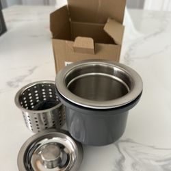 KRAUS Kitchen Strainer