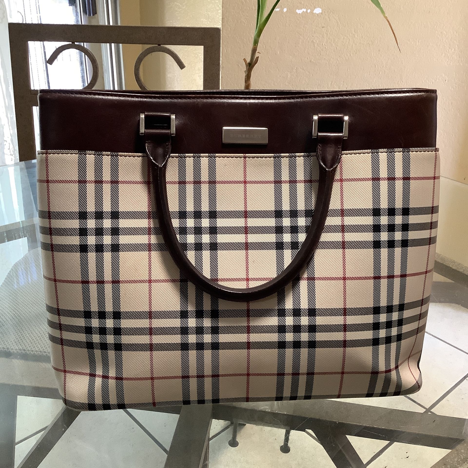 BURBERRY TOTE BAG