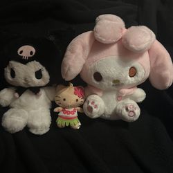 Sanrio Plushy Lot With Keychain