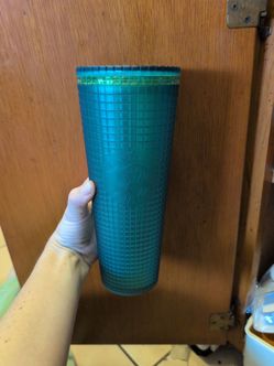 Starbucks 2022 green textured tumbler [NO STRAW]