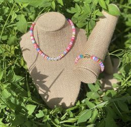 Beaded choker necklace bracelet