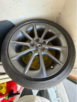 Lexus CT200h wheels