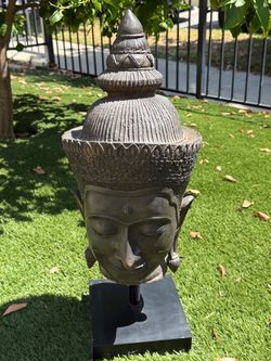 Crowned Buddha sculpture