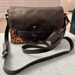 Vince Camuto Max Crossbody in Winter Leopard 