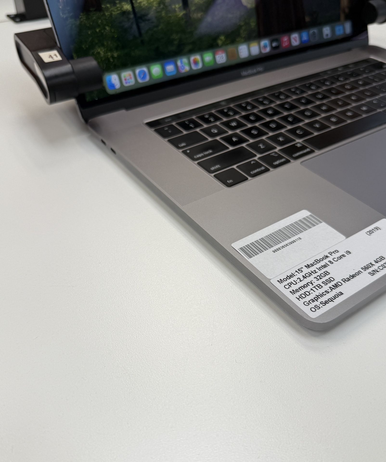 MacBook Pro 15インチ 32GB 1TB 2.4GHz i9 【公式通販】
