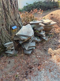 Flat Flagstone Slabs for Landscaping