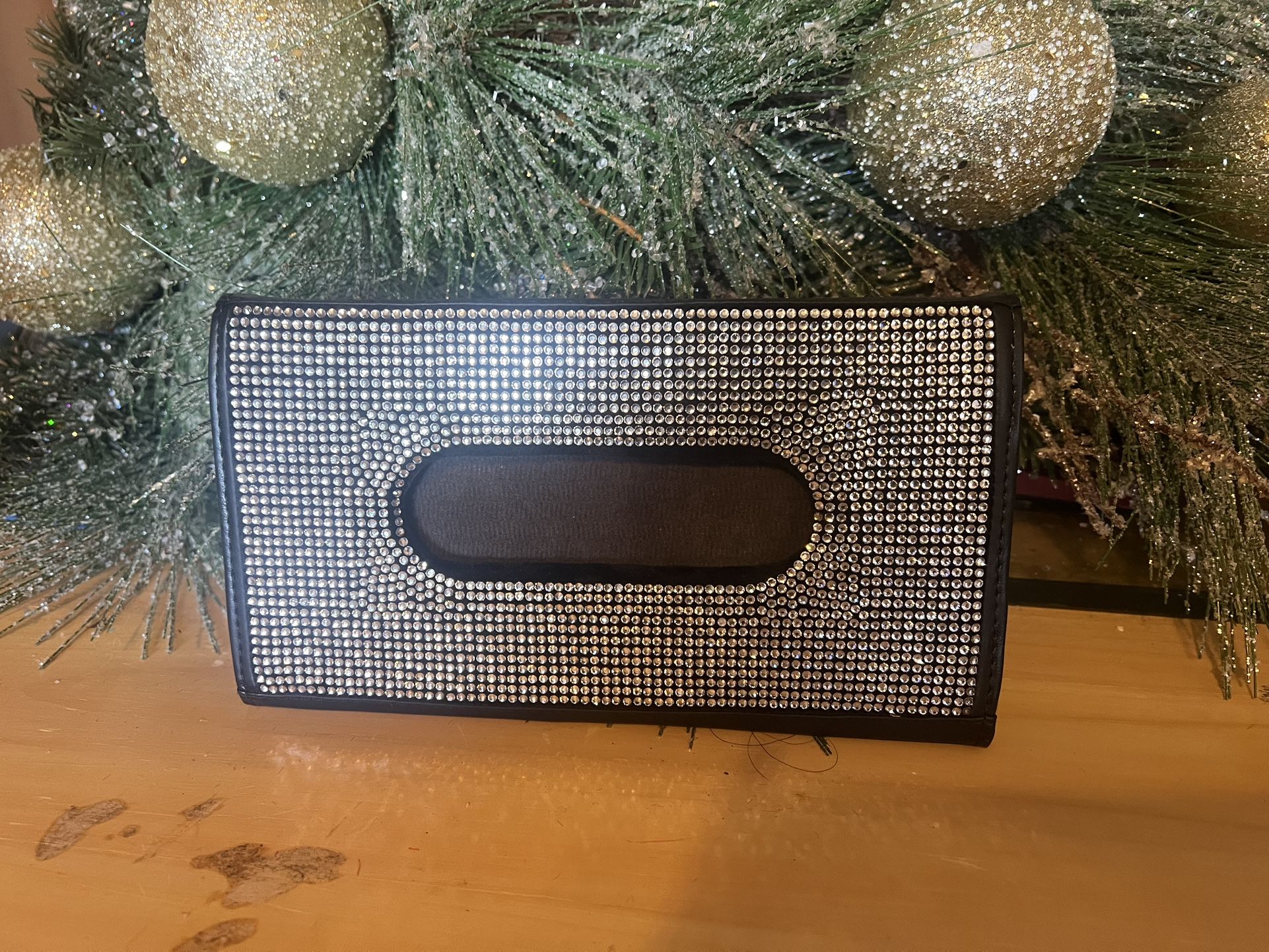 Car Tissue Holder With Rhinestones