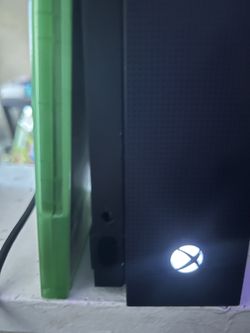 Xbox one s Fortnite purple