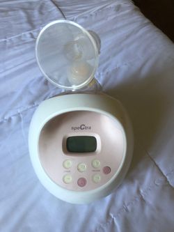 Breast pump