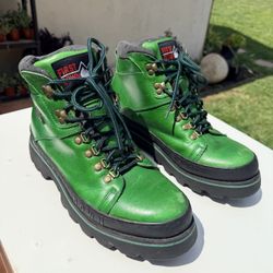 Vintage Green Leather Boots Size 11 (Northridge)