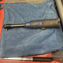 Snap-on Tools NEW POWER BLUE 14.4v 1/4” Long Neck Cordless Ratchet CTR817MB