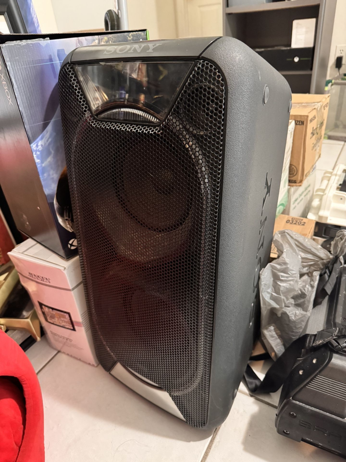 Sony GTK-XB90 With Microphone
