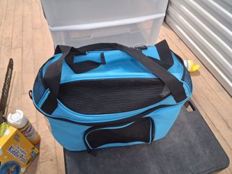 Pet carrier