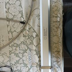 M&M Avian Cage Lighting 18"