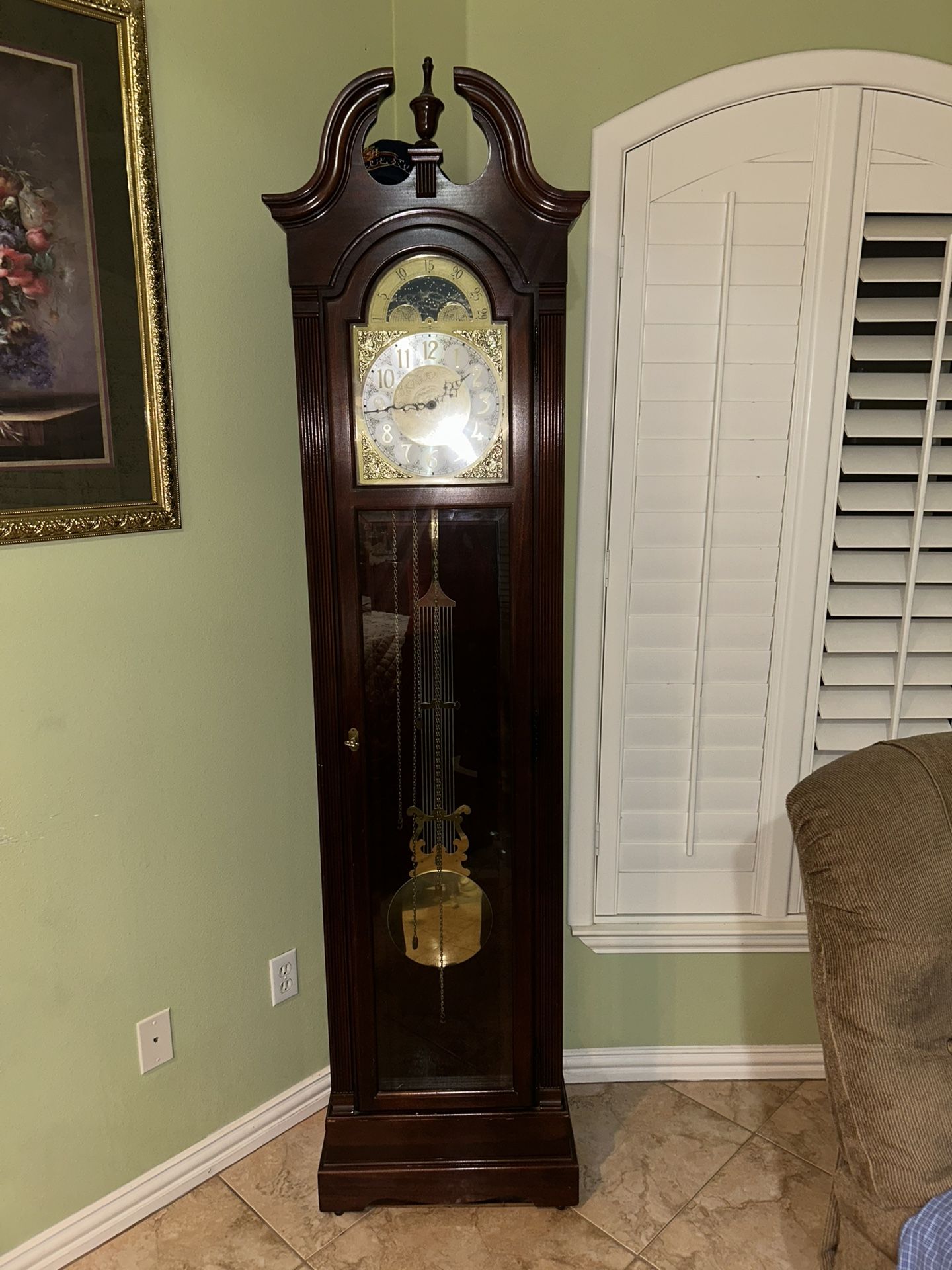 howard miller grandfather clock 