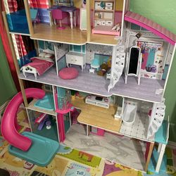 Barbie Beachside Dollhouse 