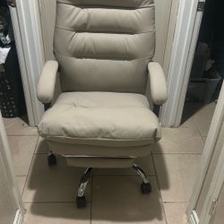 Office / Gaming Chair 