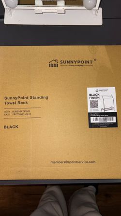 Standing Towel Rack - Black