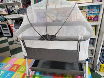 Bedside Sleeper/ Bassinet