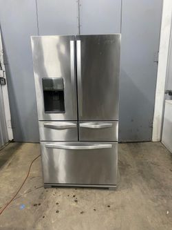 Beautiful 5 door refrigerador