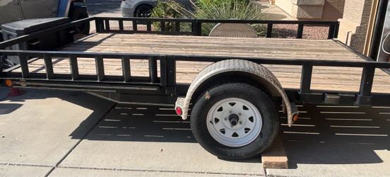 2010 PJ 8312 Utility Trailer