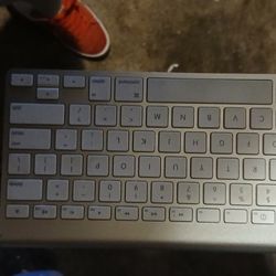 Wireless Keyboard 