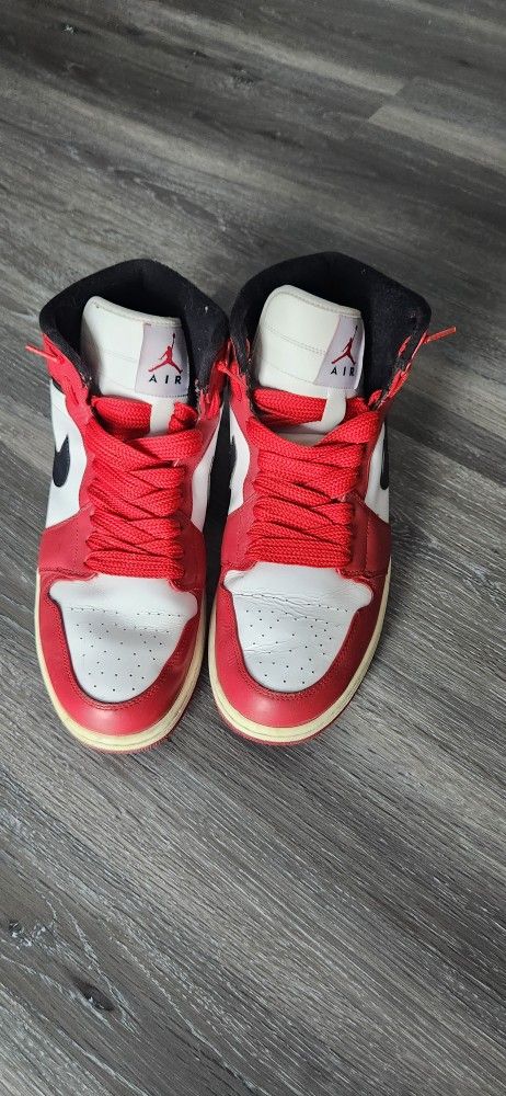 Jordan 1 Retro High OG Chicago Size 13 Men's