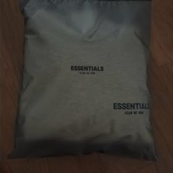 Essential Hoodie 